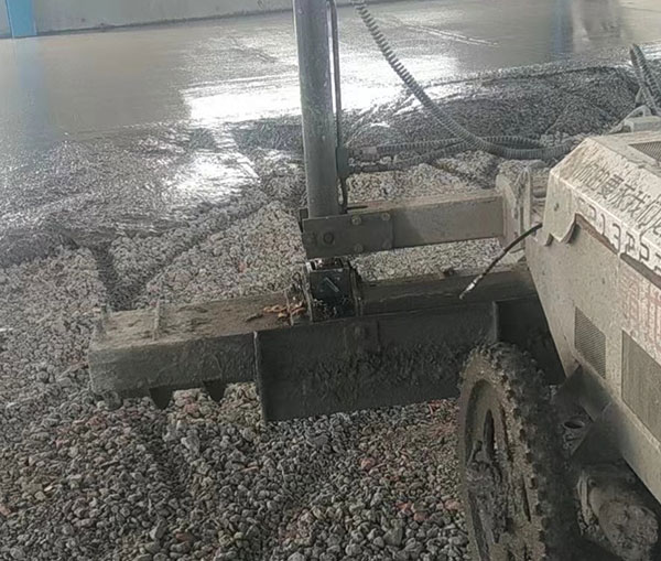 混凝土超平地坪澆筑